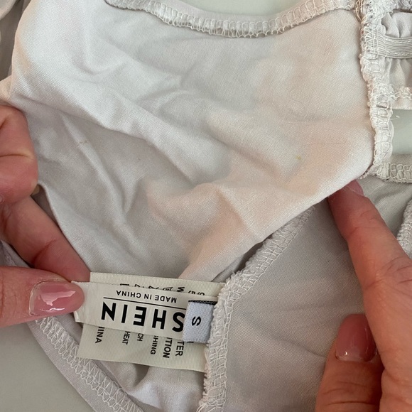 White zip up detail cropped top - Picture 3 of 3